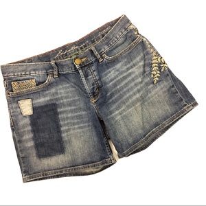 Eddie Bauer Patchwork Embroidered Jean Shorts 4